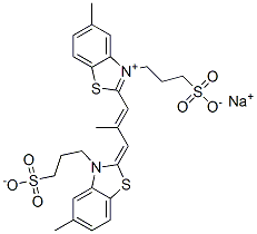 hydrogen 5-methyl-2-[2-methyl-3-[5-methyl-3-(3-sulphonatopropyl)-3H-benzothiazol-2-ylidene]prop-1-enyl]-3-(3-sulphonatopropyl)benzothiazolium, sodium salt CAS#: 94158-27-7